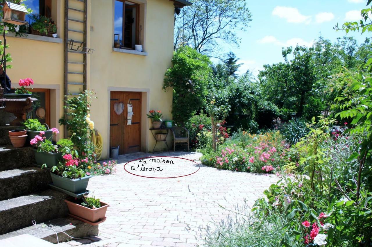 La Maison D'Ivona La Tour-de-Salvagny Exteriér fotografie
