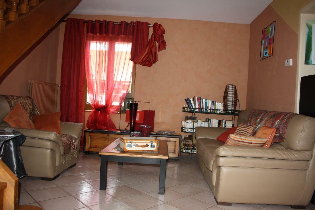 La Maison D'Ivona La Tour-de-Salvagny Exteriér fotografie